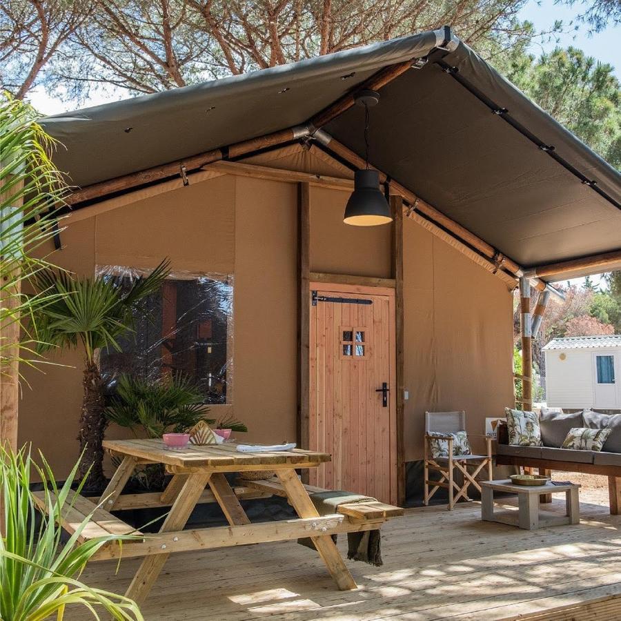Camping Vilanova Park Vilanova i la Geltrú Exteriör bild